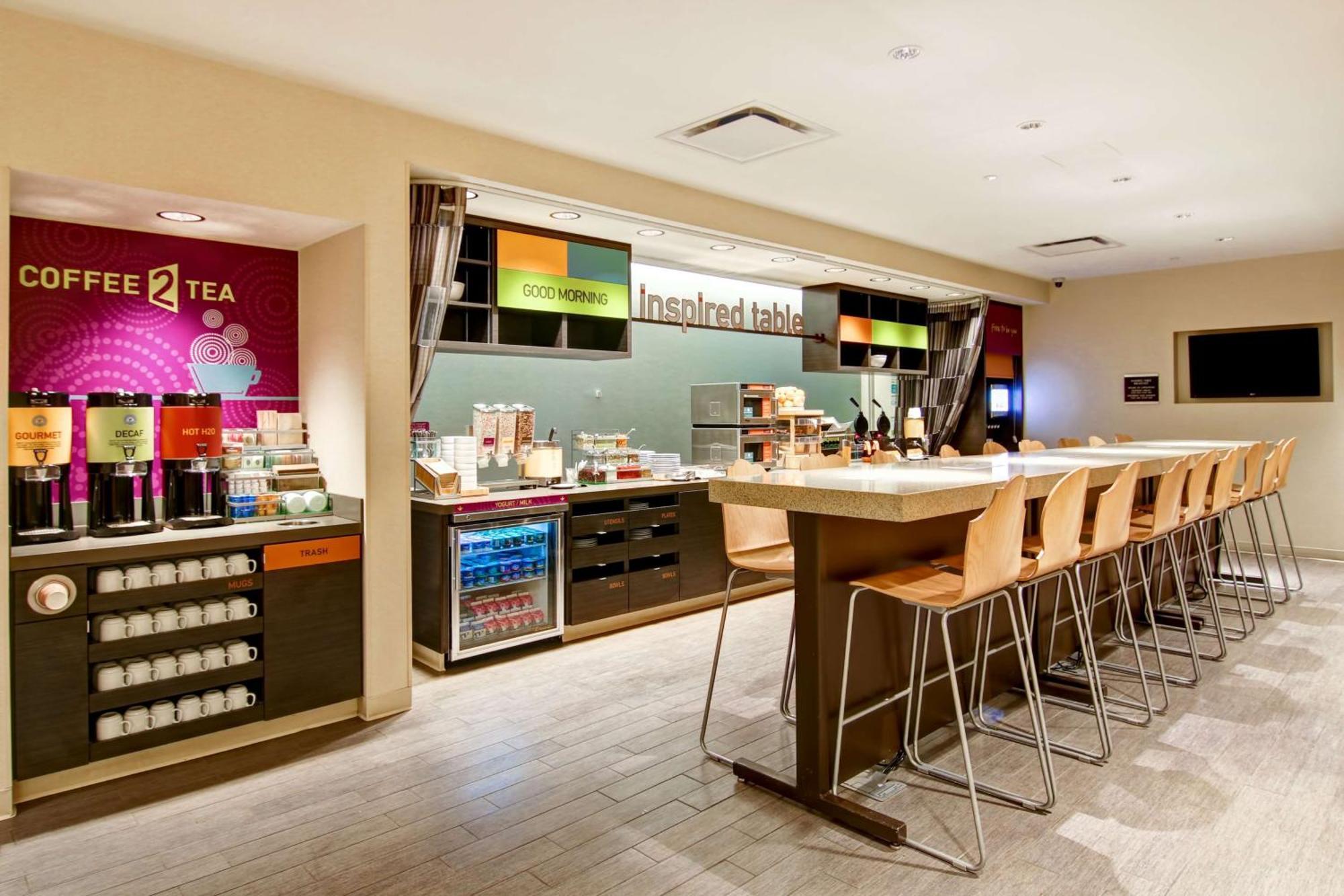 西埃德蒙顿希尔顿欣庭套房酒店 外观 照片